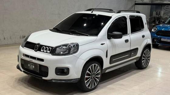 FIAT UNO 1.0 EVO ATTRACTIVE 8V FLEX 4P MANUAL FIAT UNO 1.0 EVO ATTRACTIVE 8V FLEX 4P MANUAL